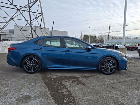 Used 2025 Toyota Camry XSE image 28