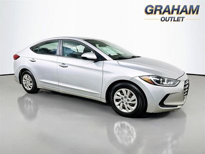 Used 2017 Hyundai Elantra SE