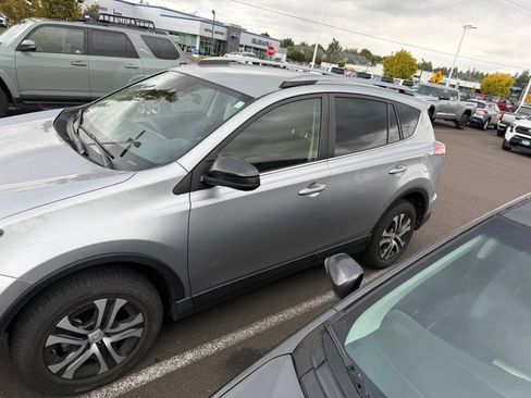 Used 2018 Toyota RAV4 LE w/ All Weather Liner Package AWD/4WD image 3