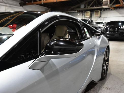 Used 2016 BMW i8 AWD/4WD image 43