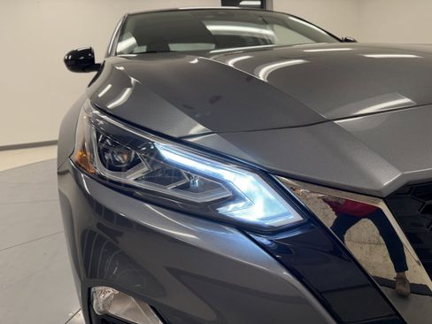 Used 2022 Nissan Altima 2.5 SR image 54