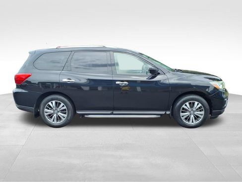 Used 2018 Nissan Pathfinder SV FWD image 27