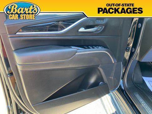 Used 2023 Cadillac Escalade V AWD/4WD image 28