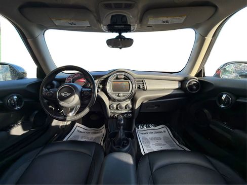 Used 2018 MINI Cooper 2-Door Hardtop w/ Signature Line Package image 23