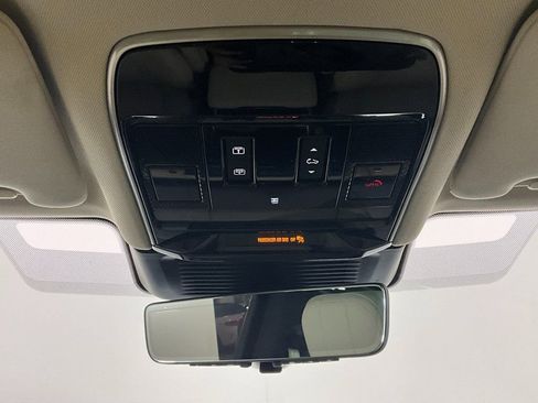 Certified 2023 Land Rover Range Rover SE image 13