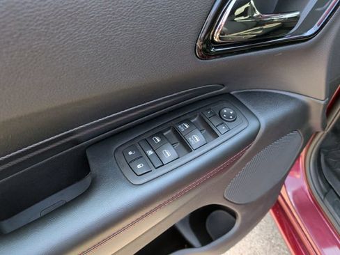 Used 2025 Dodge Durango GT AWD/4WD image 10