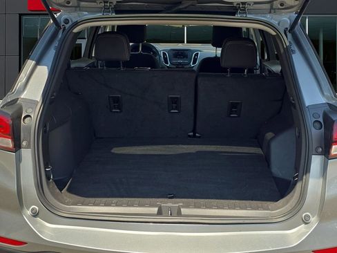 Used 2023 Chevrolet Equinox LS w/ LS Convenience Package image 8
