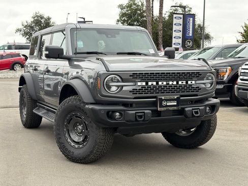 New 2025 Ford Bronco Badlands AWD/4WD image 3