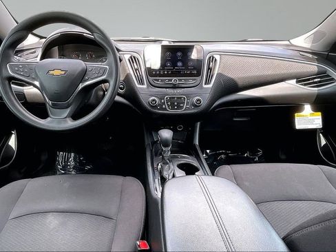 Used 2024 Chevrolet Malibu LT FWD image 15