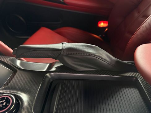 Used 2024 Nissan GT-R Premium w/ Premium Interior Package image 41