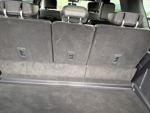 Used 2025 Ford Expedition Tremor AWD/4WD image 7