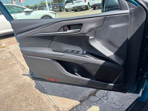 Used 2026 Toyota Camry LE FWD image 18