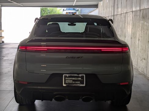 Certified 2025 Porsche Cayenne Turbo GT AWD/4WD image 8