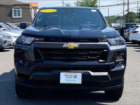 Used 2024 Chevrolet Colorado LT w/ LT Convenience Package AWD/4WD image 8