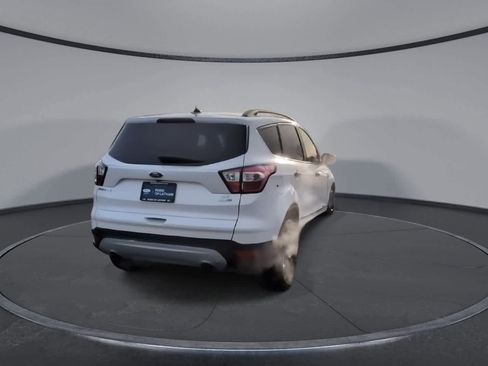 Used 2018 Ford Escape SE image 8