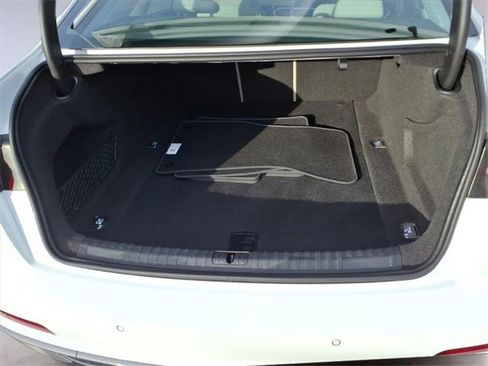 Used 2025 Audi A6 Premium Plus w/ Premium Plus Package image 9