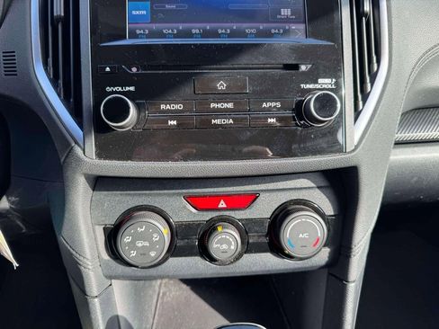 Used 2019 Subaru Crosstrek 2.0i Premium image 27