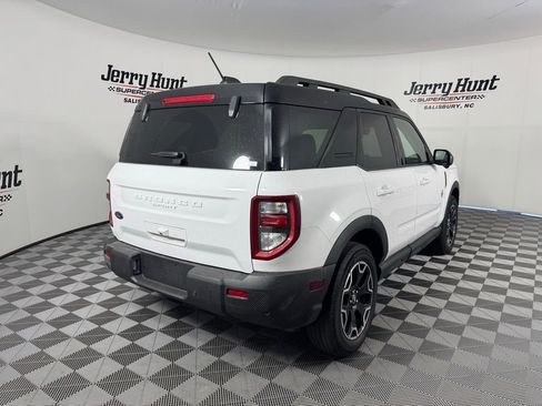 Used 2025 Ford Bronco Sport Outer Banks w/ Outer Banks Tech Package+ image 8