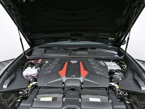 New 2026 Audi RS Q8 performance image 34