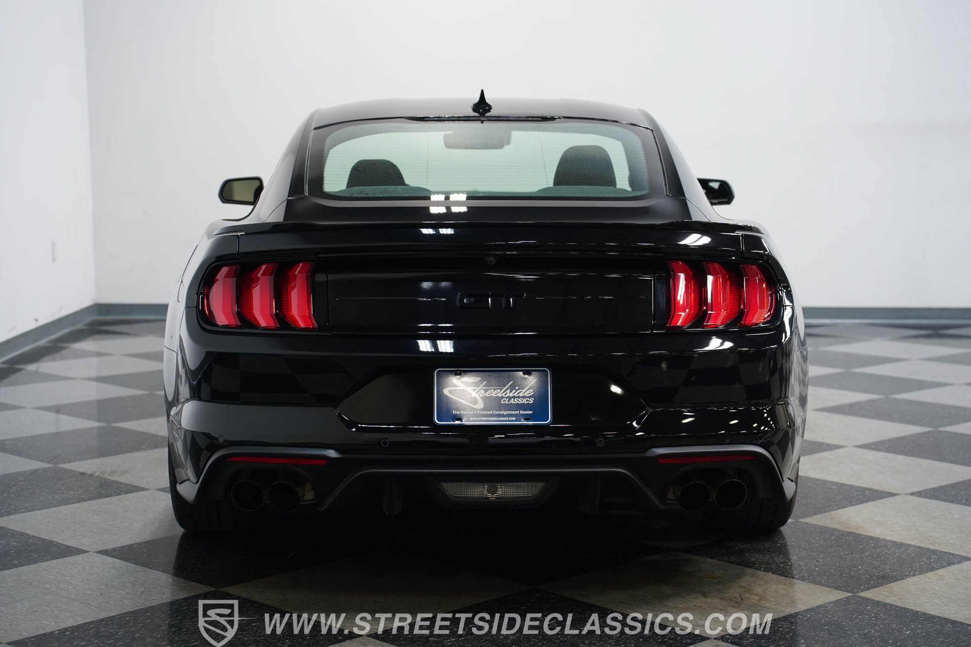 Used 2021 Ford Mustang GT w/ Black Accent Package RWD image 25