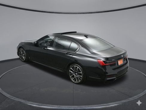 Used 2021 BMW 750i xDrive w/ Executive Package image 50