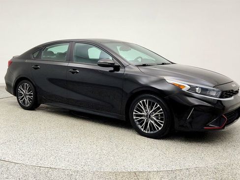 Used 2022 Kia Forte GT-Line image 3