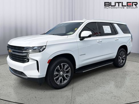 Used 2022 Chevrolet Tahoe LT w/ LT Signature Plus Package RWD image 2
