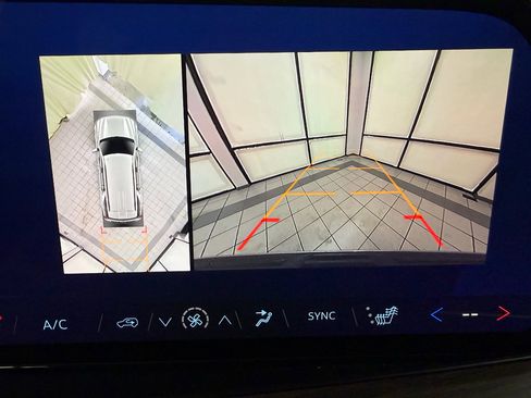 Certified 2025 Chevrolet Tahoe LT image 38