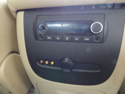 Used 2010 Chevrolet Silverado 2500 LTZ w/ Convenience Package AWD/4WD image 12