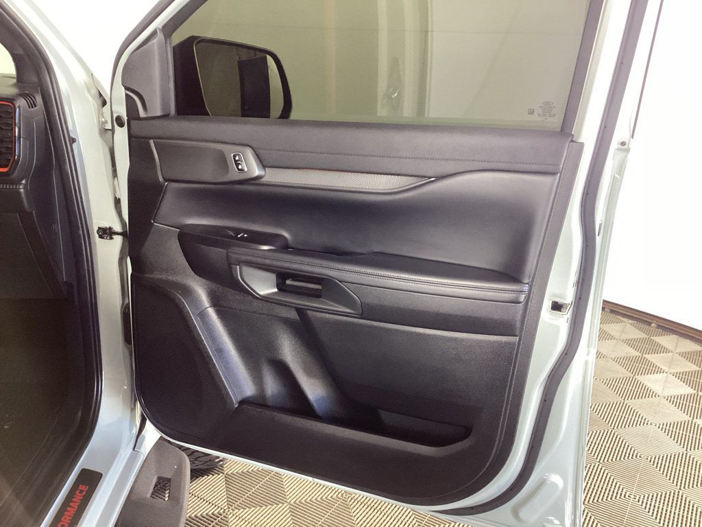 Used 2024 Ford Ranger Raptor AWD/4WD image 8