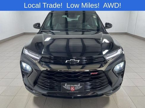 Used 2023 Chevrolet TrailBlazer RS w/ Sun and Liftgate Package AWD/4WD image 2