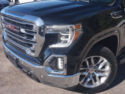 Used 2019 GMC Sierra 1500 SLT w/ SLT Premium Plus Package image 13