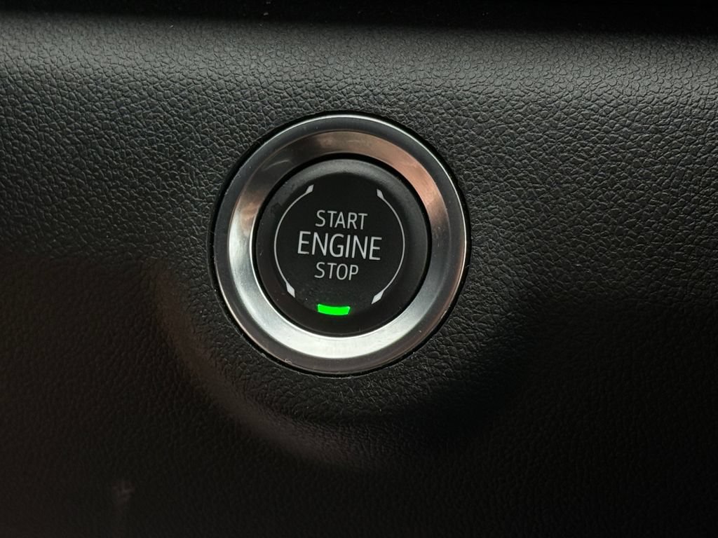 Used 2025 GMC Terrain Elevation AWD/4WD image 34