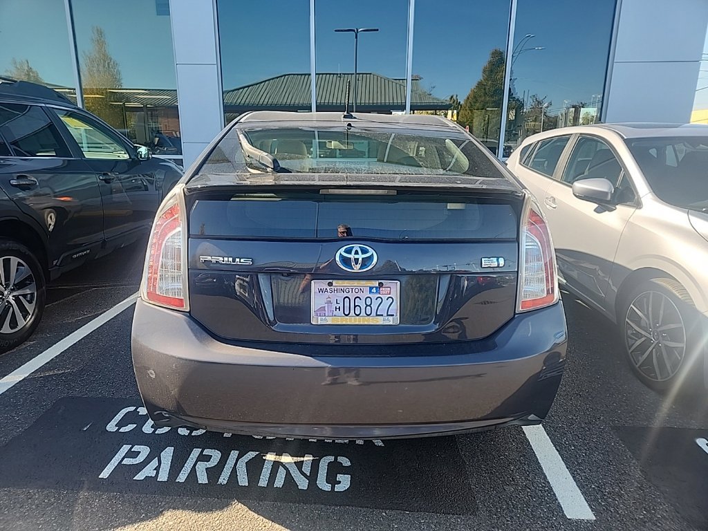 Used 2015 Toyota Prius Three FWD image 4