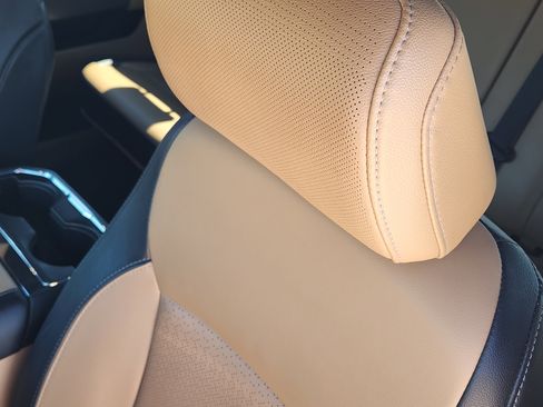 Used 2023 Ford F250 Lariat w/ Lariat Ultimate Package image 16