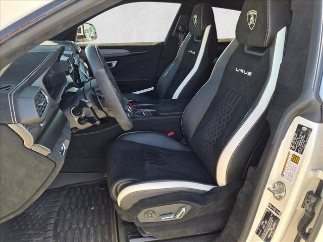 Used 2024 Lamborghini Urus Performante AWD/4WD image 15