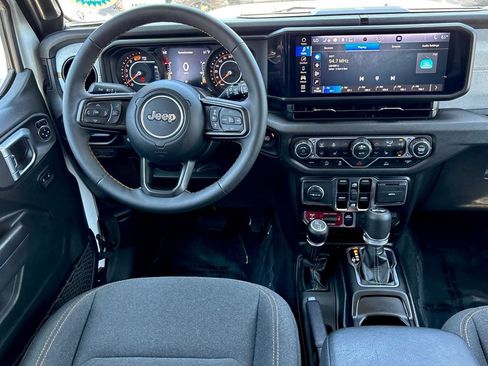 Used 2024 Jeep Wrangler Unlimited Sport AWD/4WD image 22
