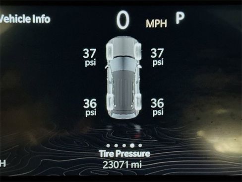 Certified 2024 Jeep Grand Cherokee Limited w/ Black Appearance Package image 22