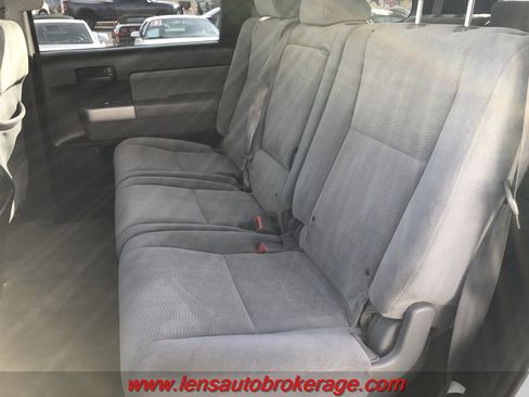 Used 2008 Toyota Sequoia SR5 image 17
