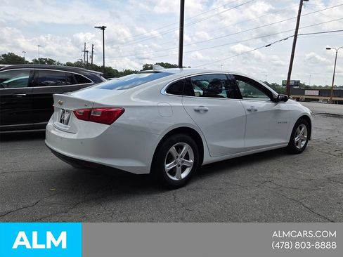 Used 2024 Chevrolet Malibu LT FWD image 12