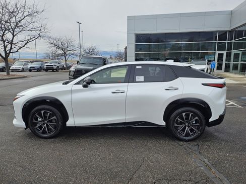 New 2026 Lexus RZ 450e AWD image 9