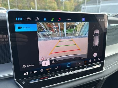 New 2025 Volkswagen Tiguan SE R-Line image 19