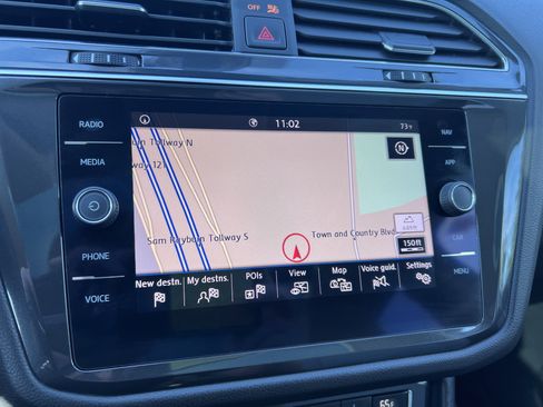 Certified 2020 Volkswagen Tiguan SEL image 23