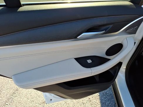 Used 2022 BMW X4 xDrive30i w/ Premium Package 2 image 21