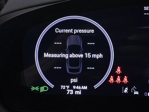 New 2025 Porsche Cayenne Coupe image 12