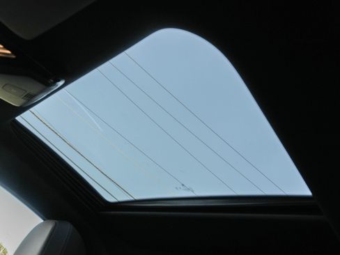 Certified 2025 BMW 430i Coupe w/ Convenience Package image 15