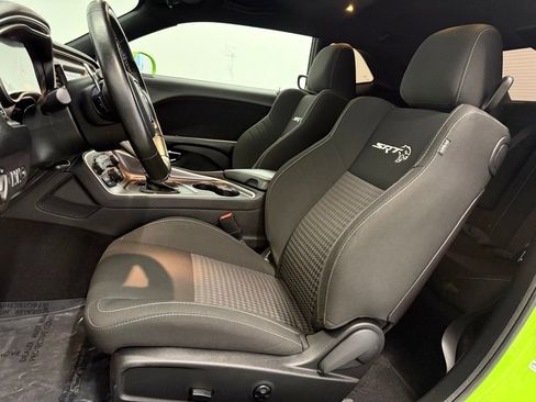 Used 2019 Dodge Challenger SRT Hellcat Redeye image 32