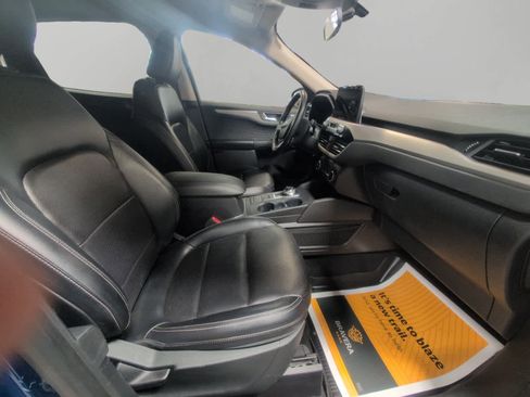 Used 2020 Ford Escape SEL image 16