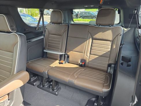 New 2026 GMC Yukon XL Denali Ultimate AWD/4WD image 26