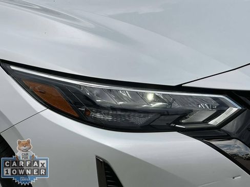 Used 2024 Nissan Sentra SR w/ SR Premium Package FWD image 13